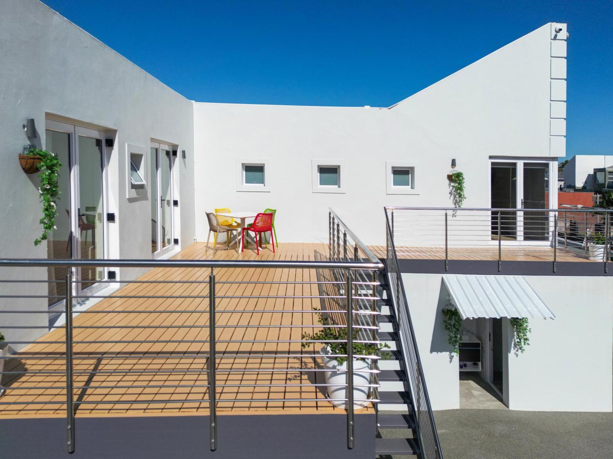 Ocean Vibes Hotel เคปทาวน์ ภายนอก รูปภาพ